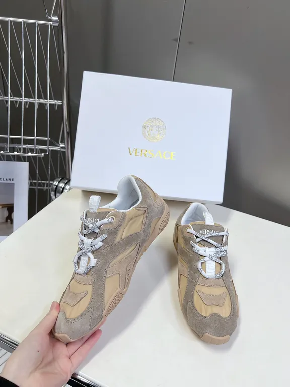 Versace Shoe 